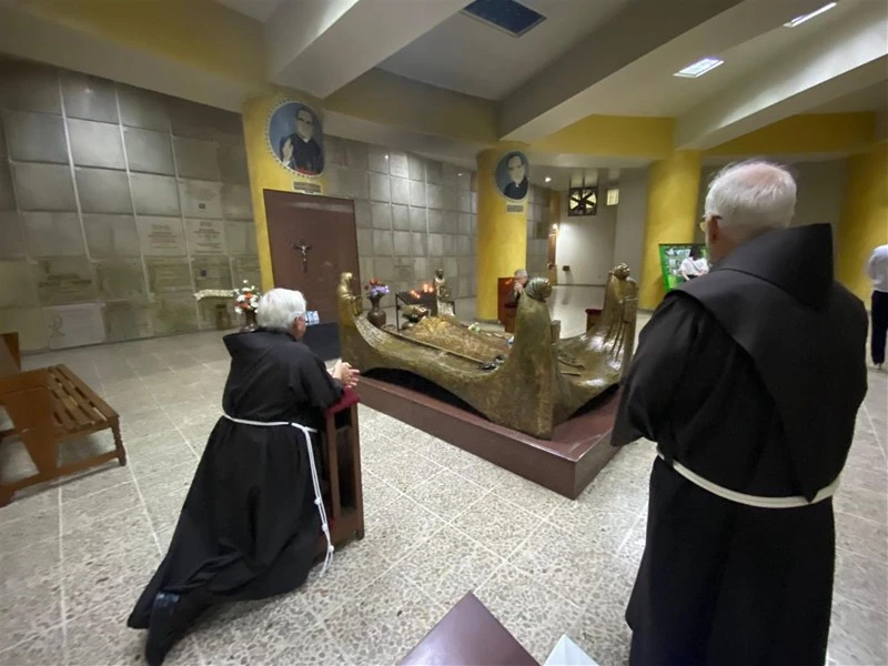 imagem de Frei Francisco visita El Salvador