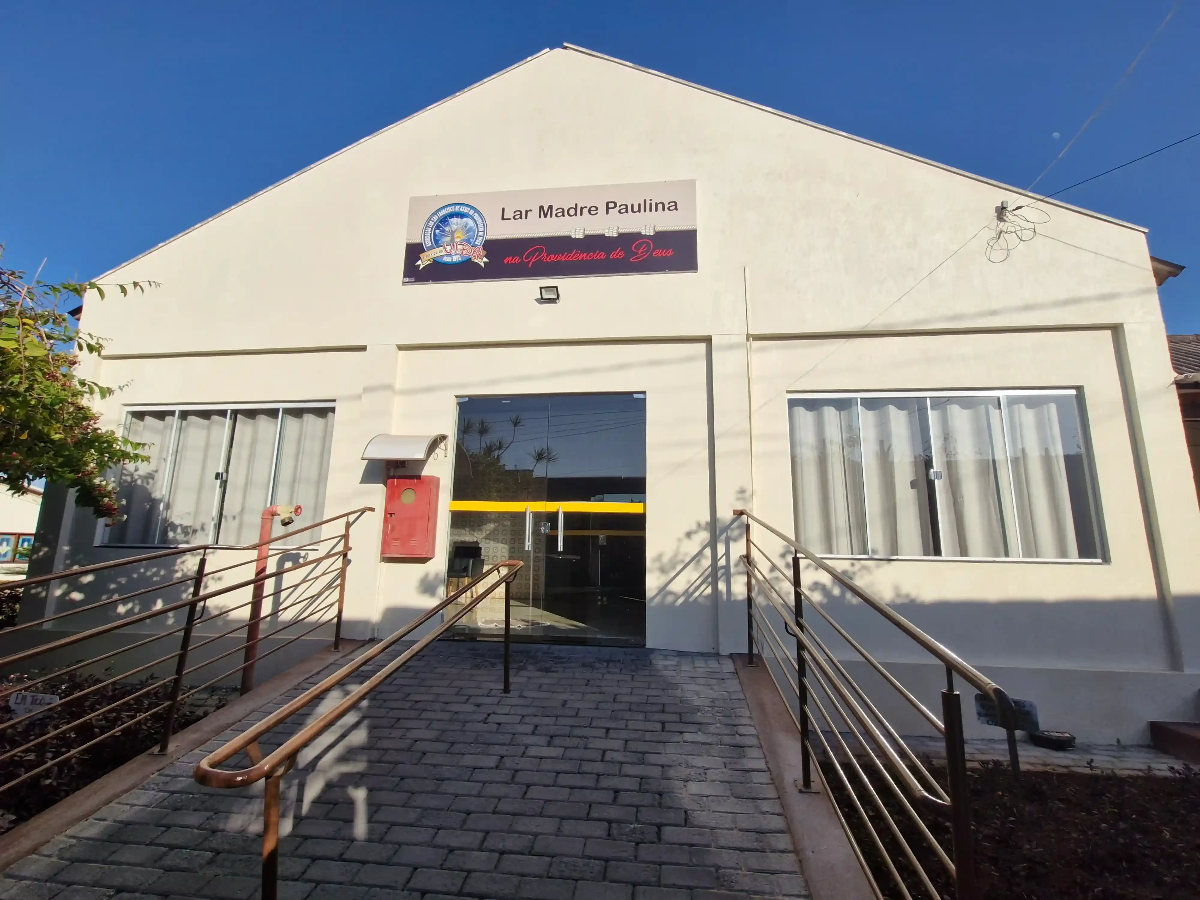 Lar Madre Paulina na Providência de Deus – Santa Fé do Sul/SP