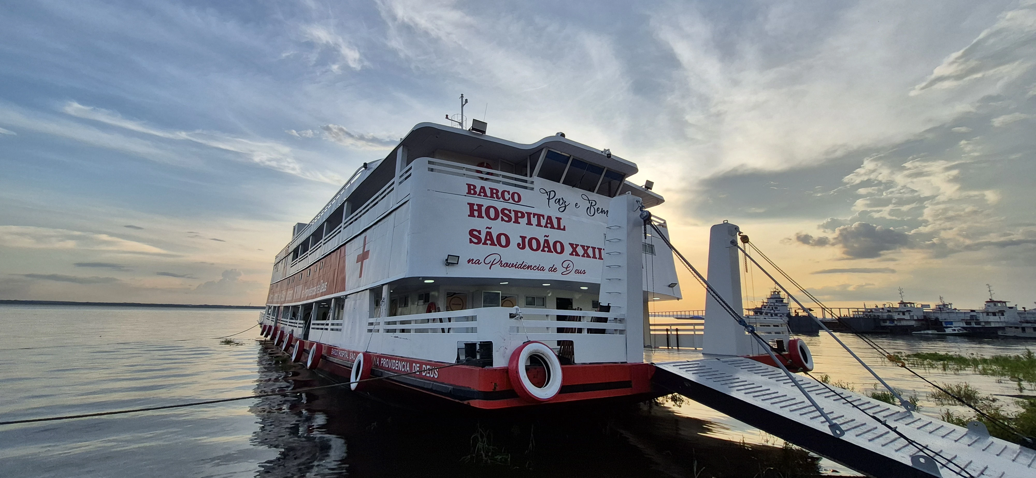 Barco Hospital São João XXIII na Providência de Deus